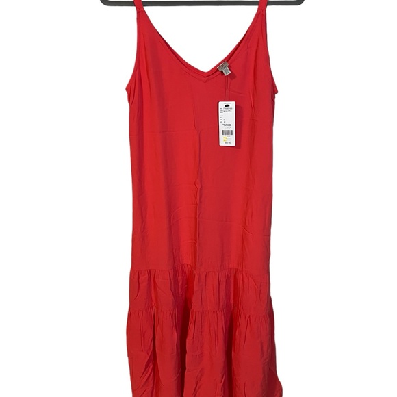 Tristan Dresses & Skirts - 🆕. A pretty dress by Tristan in size medium